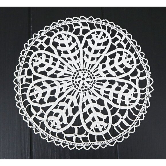 3 Doilies Doily Crocheted Doily White Handmade Vintage Doilies Cottage Core  C1 - Picture 4 of 4
